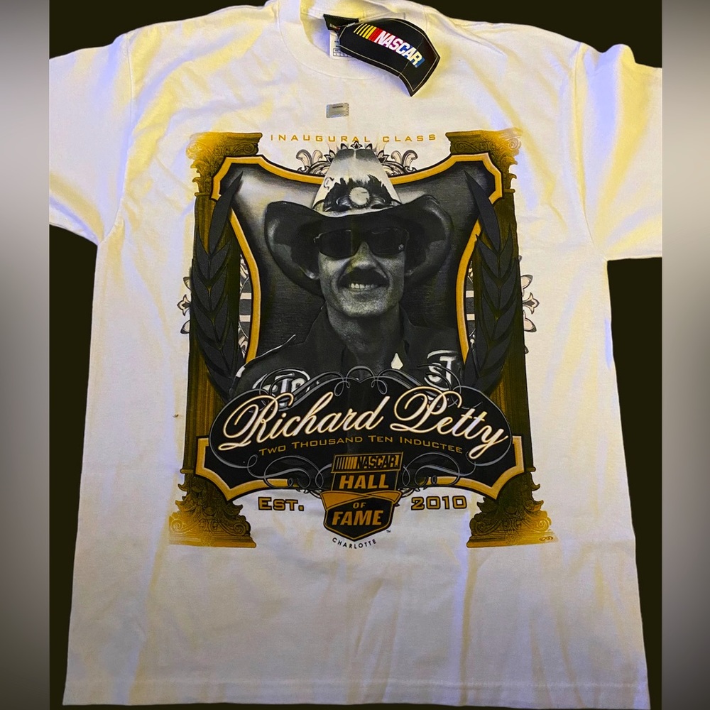 NWT Richard Petty #43 Hall of Fame T Shirt